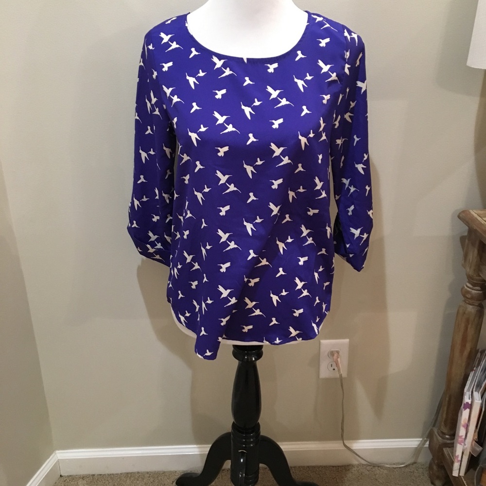 Bird patterned boutique top